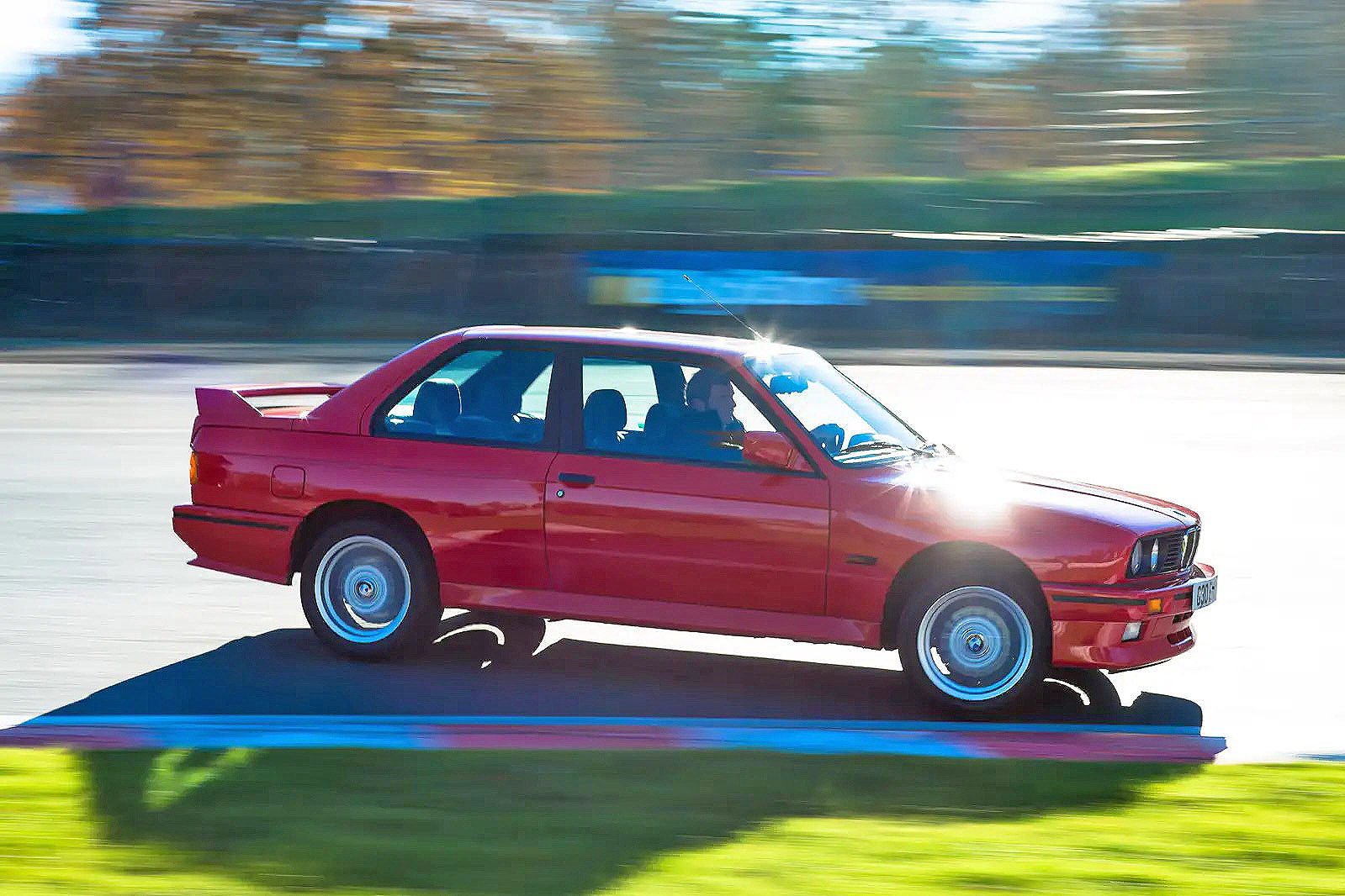 بي ام دبليو M3 E30