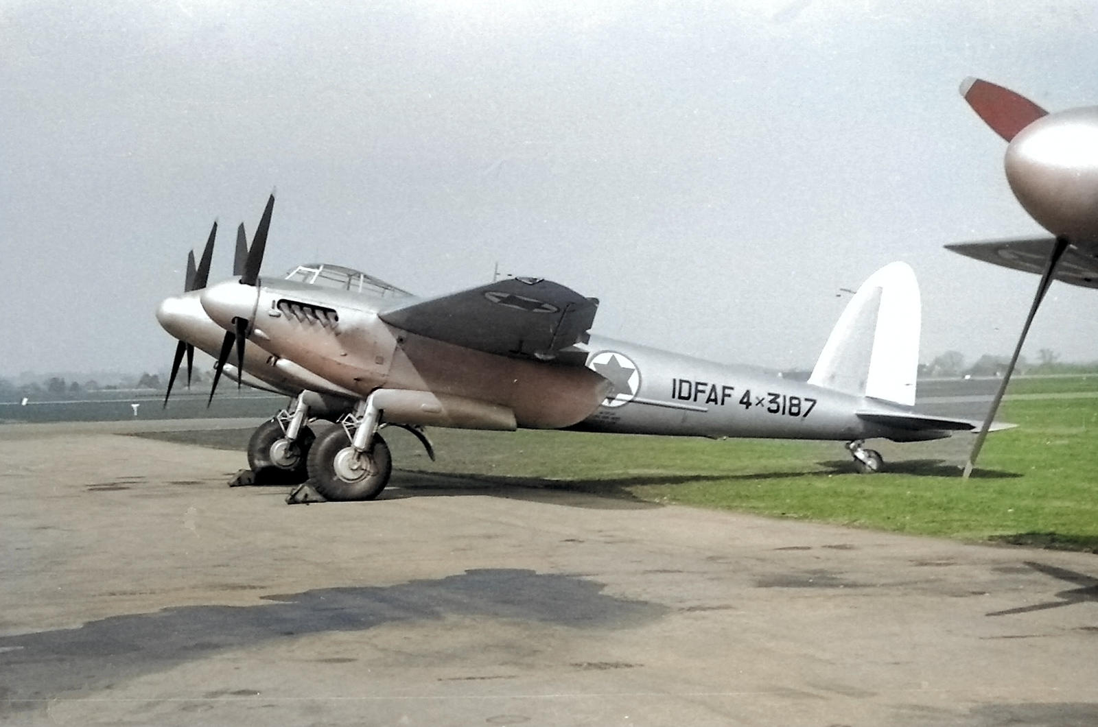  de Havilland Mosquito