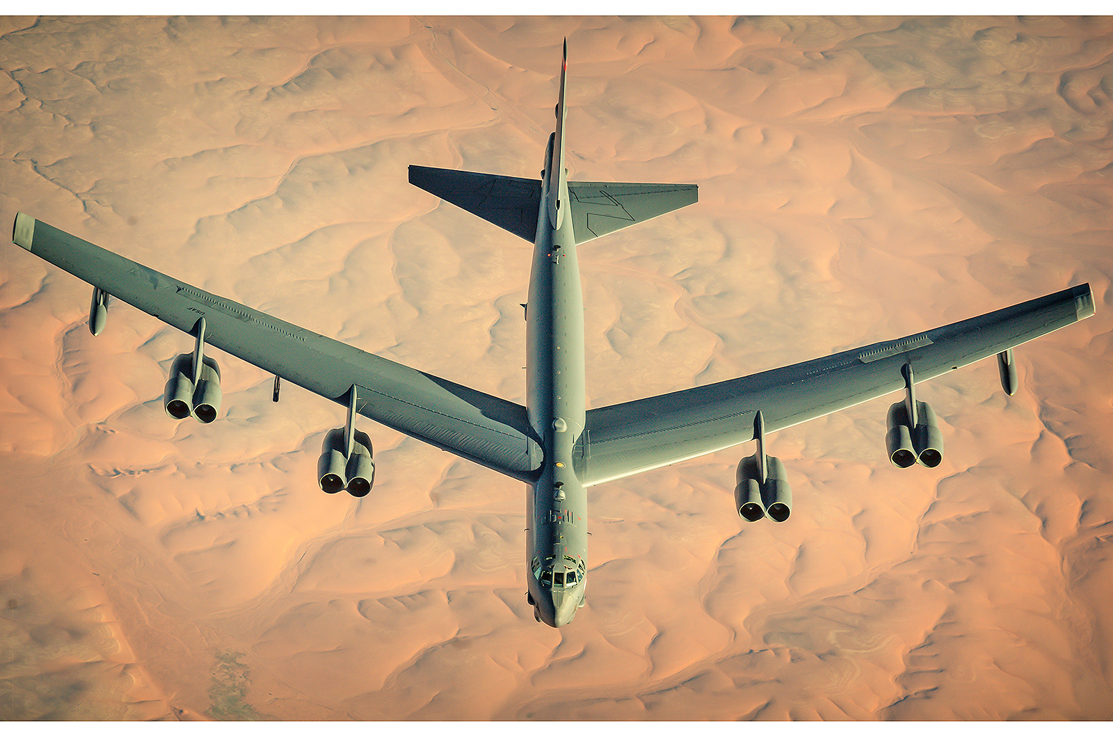 Boeing B-52 Stratofortress (1952) 