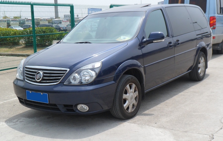 Buick GL 8 (2000)