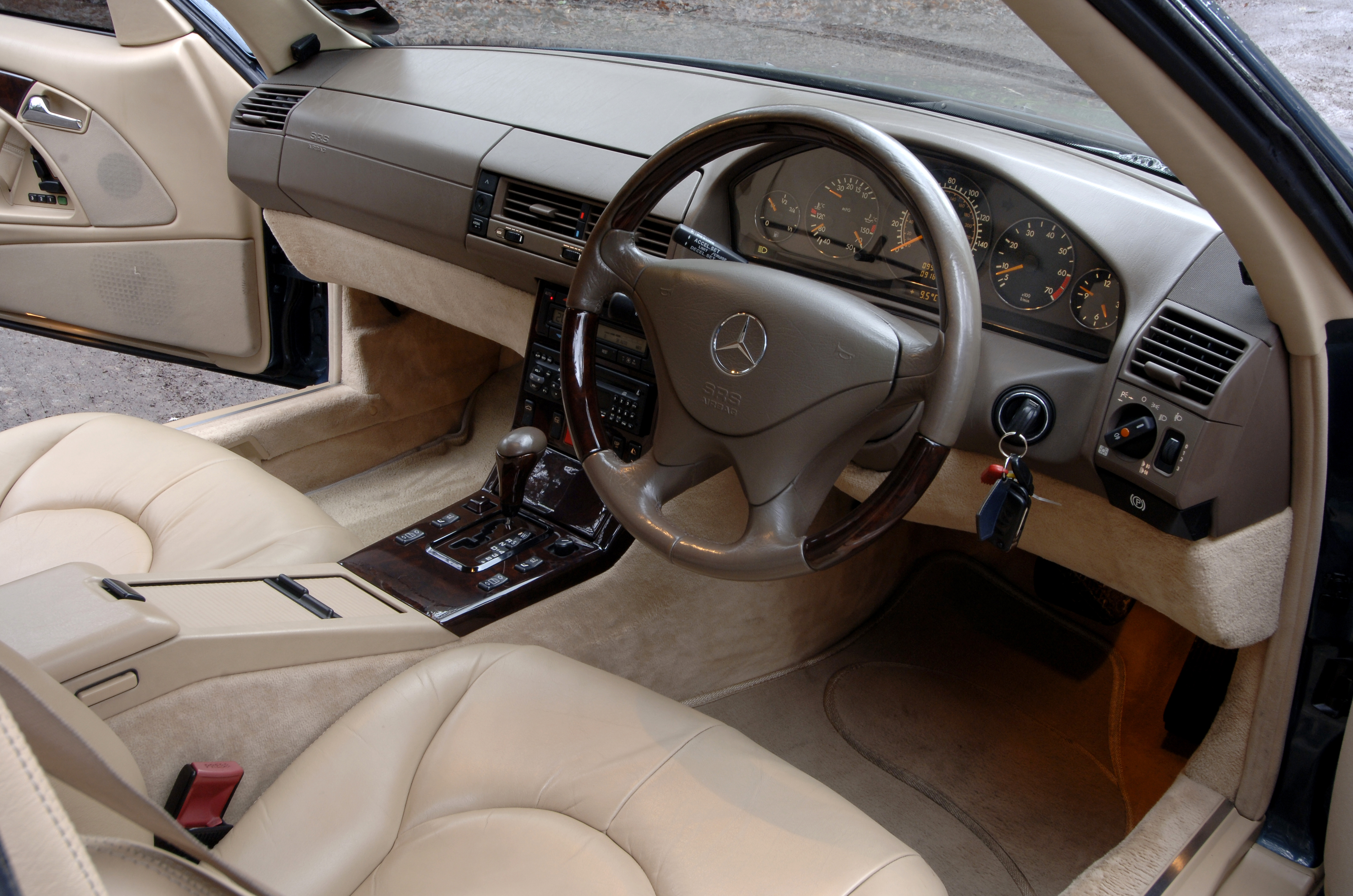 Mercedes-Benz SL (R 129)