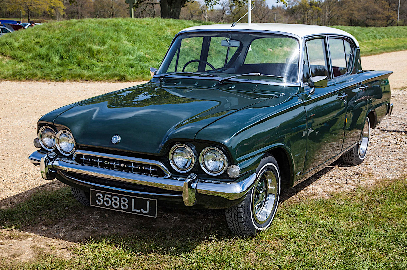 Ford Consul Classic