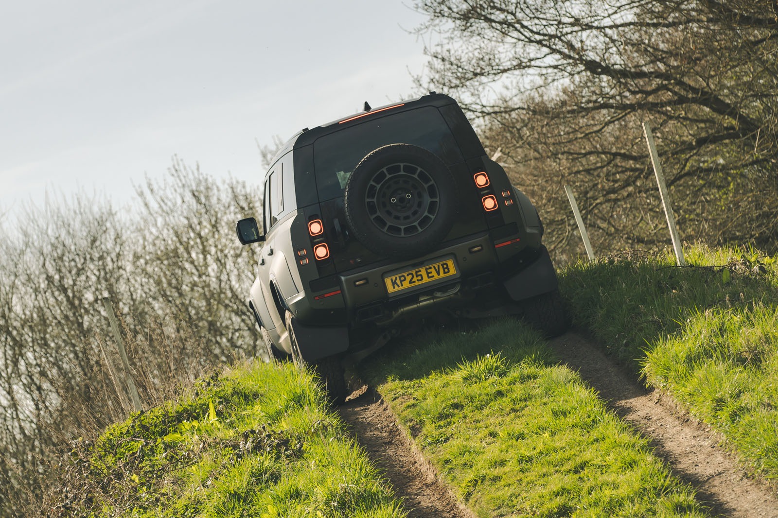  Land Rover Defender Octa