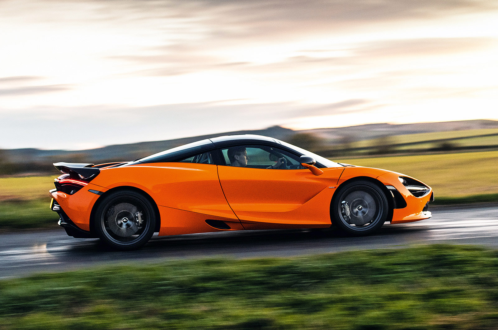  McLaren 720S