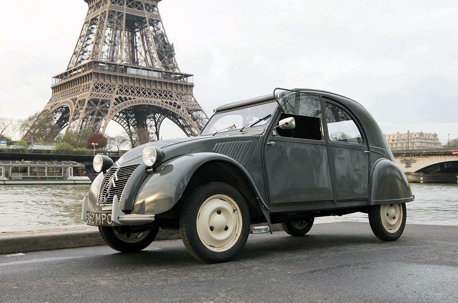  Citro&euml;n 2CV &lsquo;AZ&rsquo;