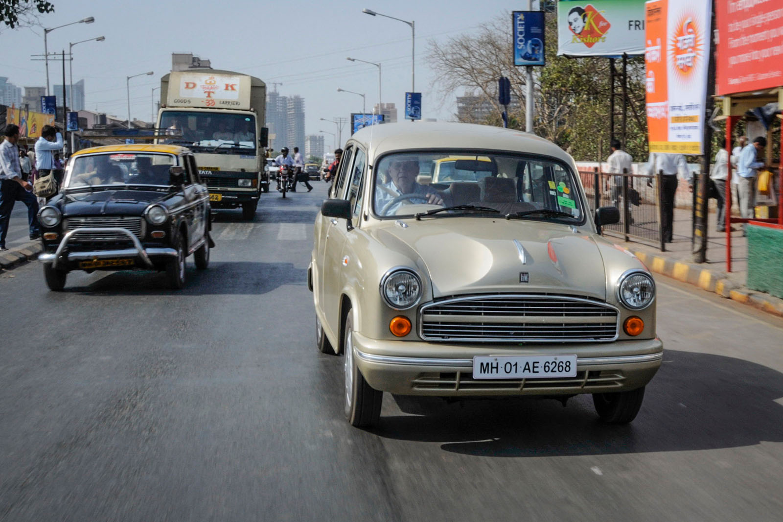 Hindustan Ambassador (1958-2007) &ndash; 49 YEARS