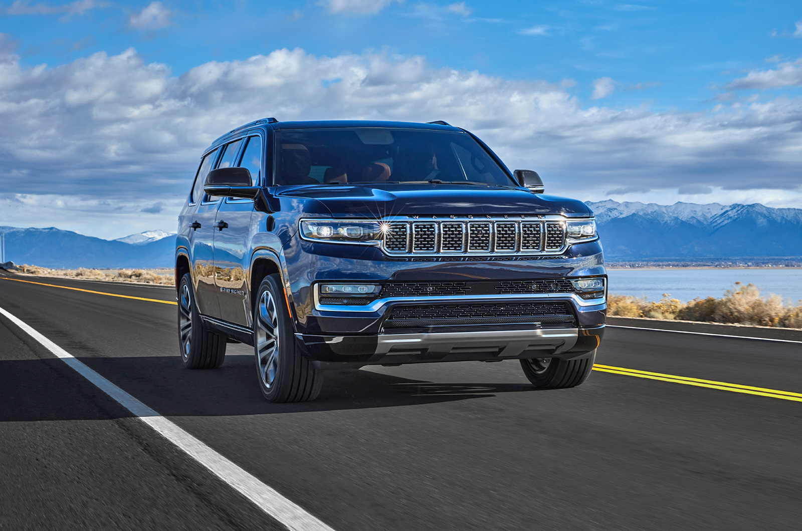  Grand Wagoneer (2022)