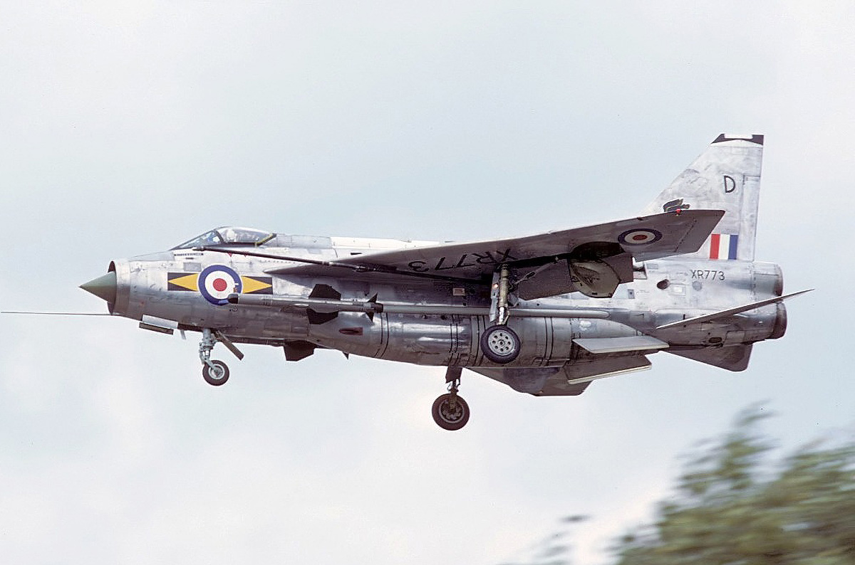  English Electric Lightning 