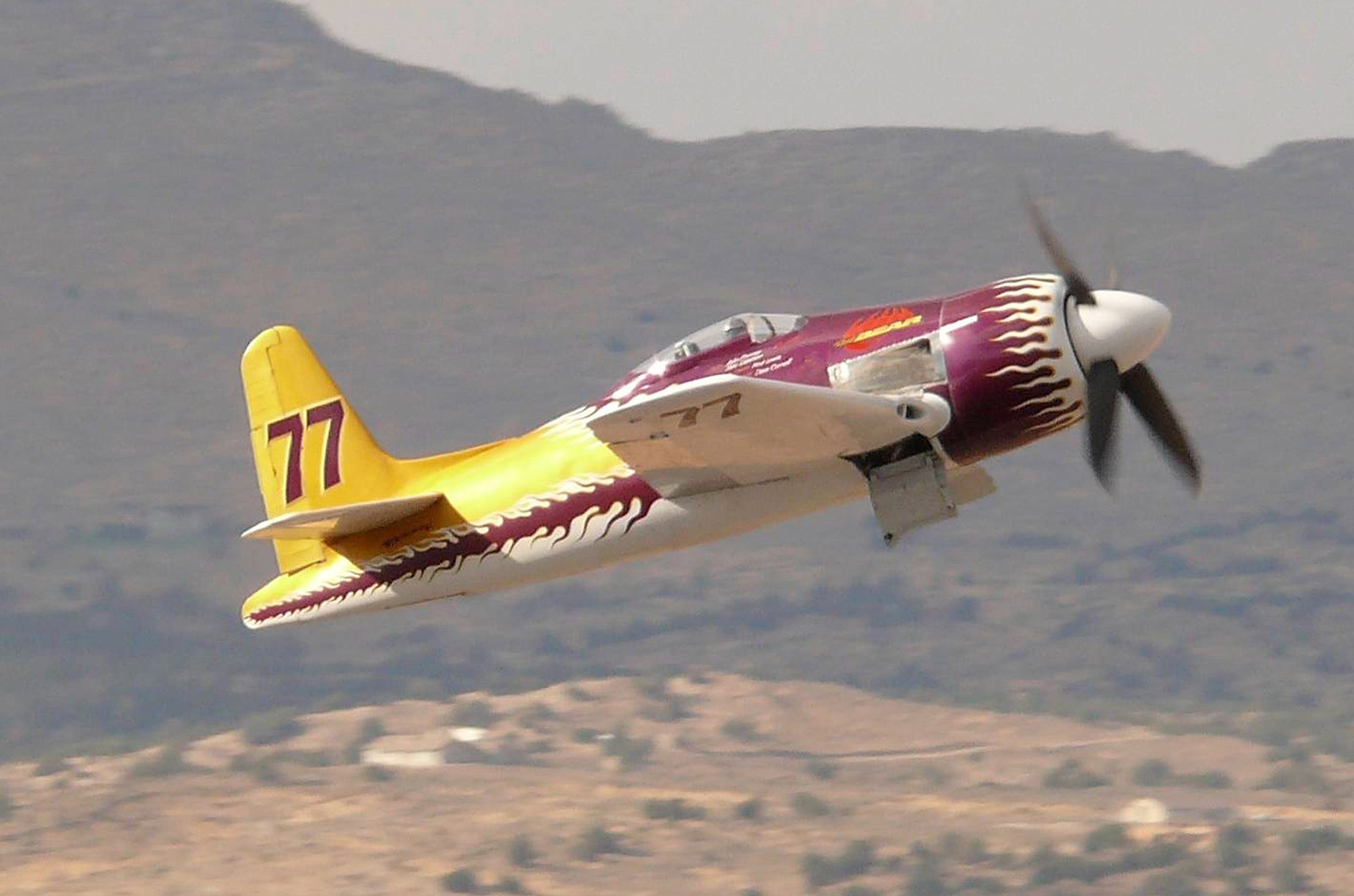 Rare Bear – Grumman F8F Bearcat