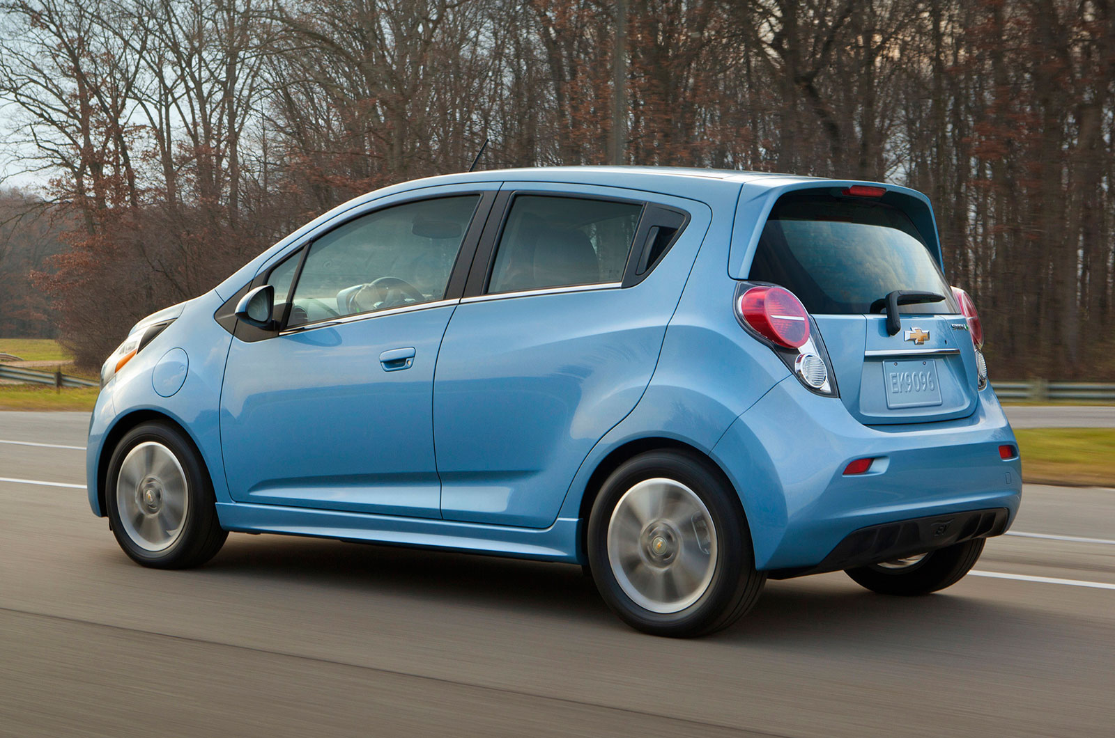 Chevrolet Spark (2009) &ndash; 8 MODELS