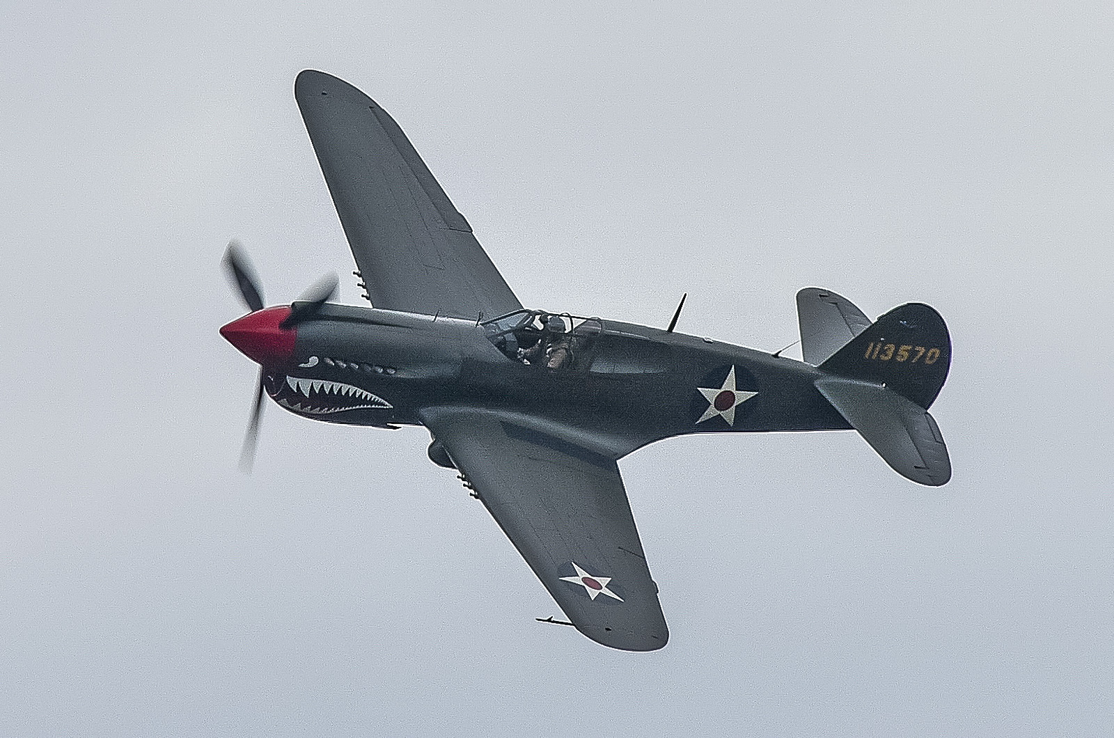 Curtiss P-40 Warhawk