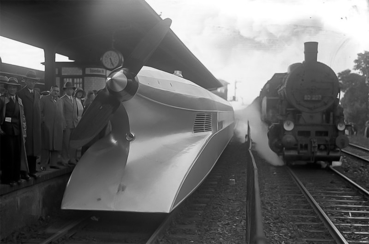 7. Schienenzeppelin - 230 km/h