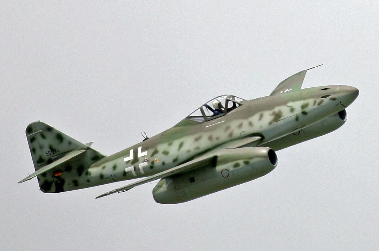 Messerschmitt Me 262A-2 Sturmvogel
