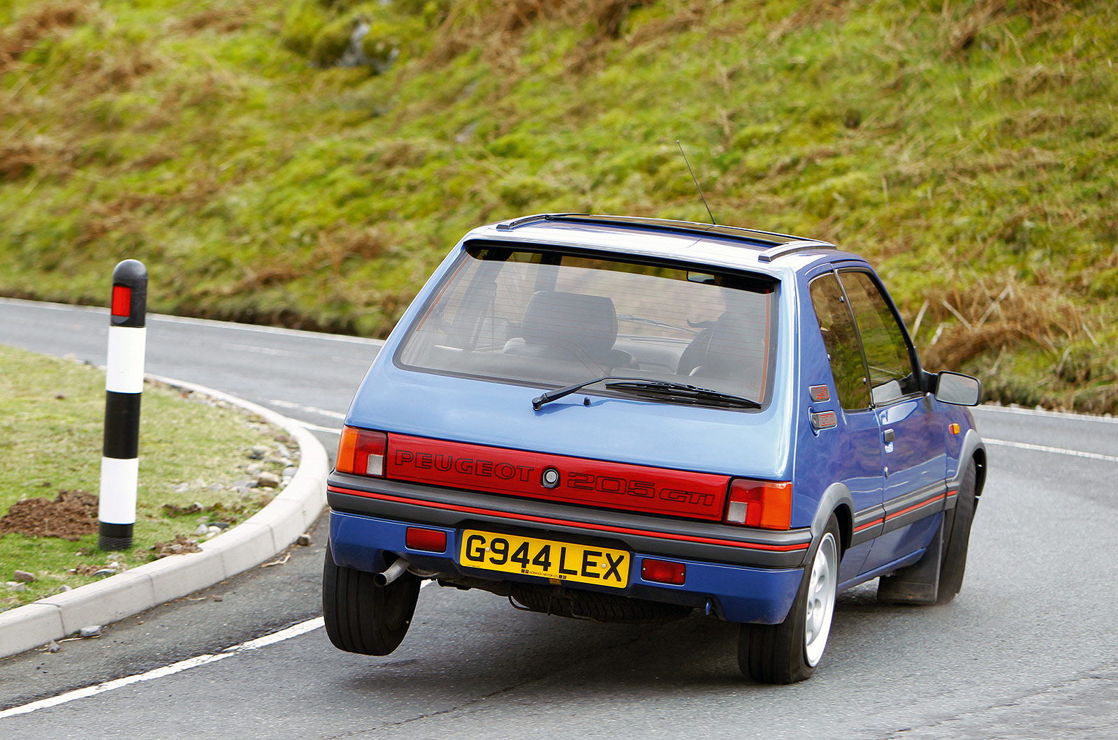  Peugeot 205 GTI