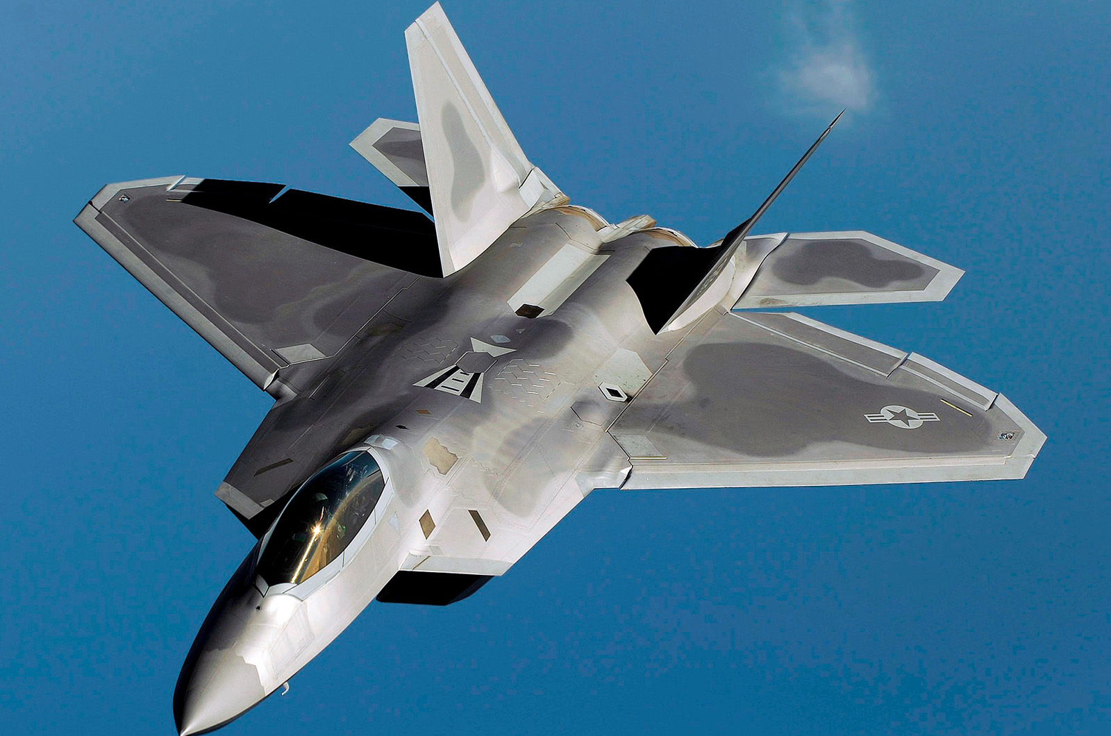  Lockheed Martin F 22 Raptor - Mach 2.25