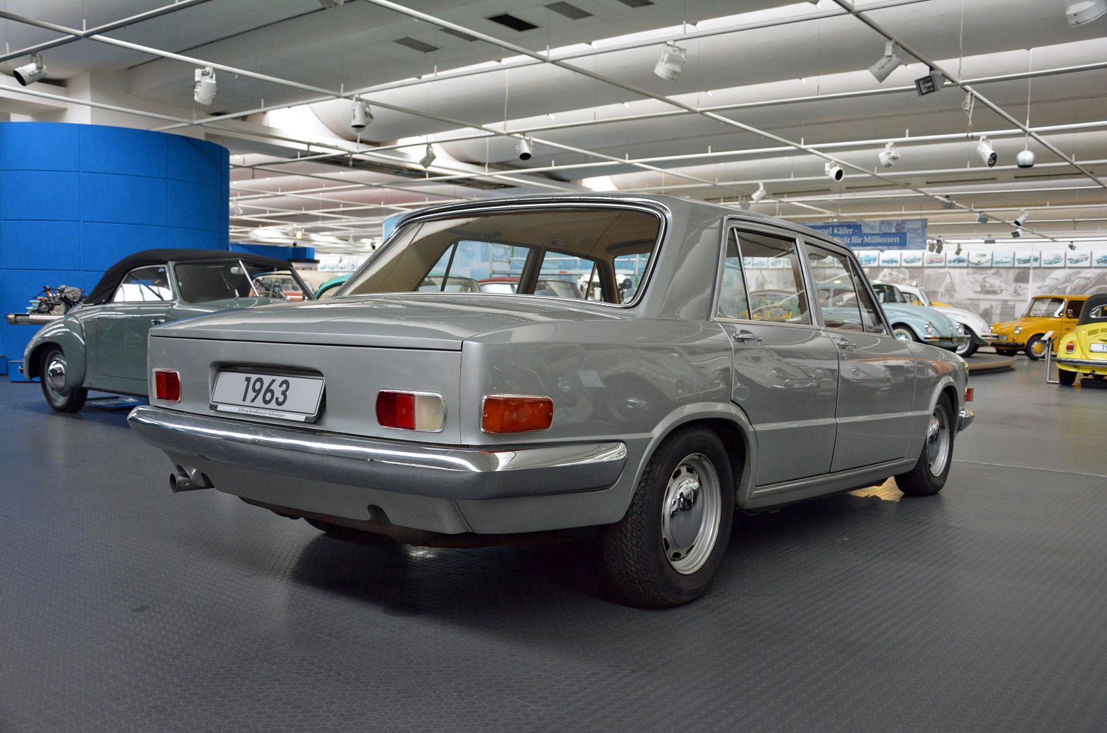1963 EA 128