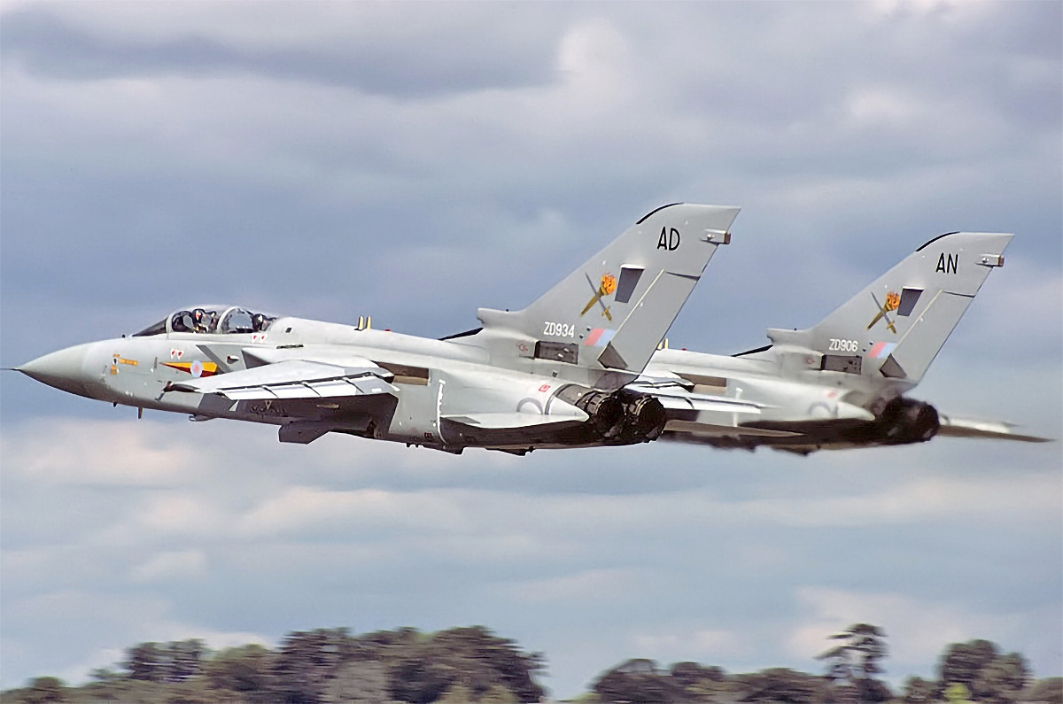 Panavia Tornado F2