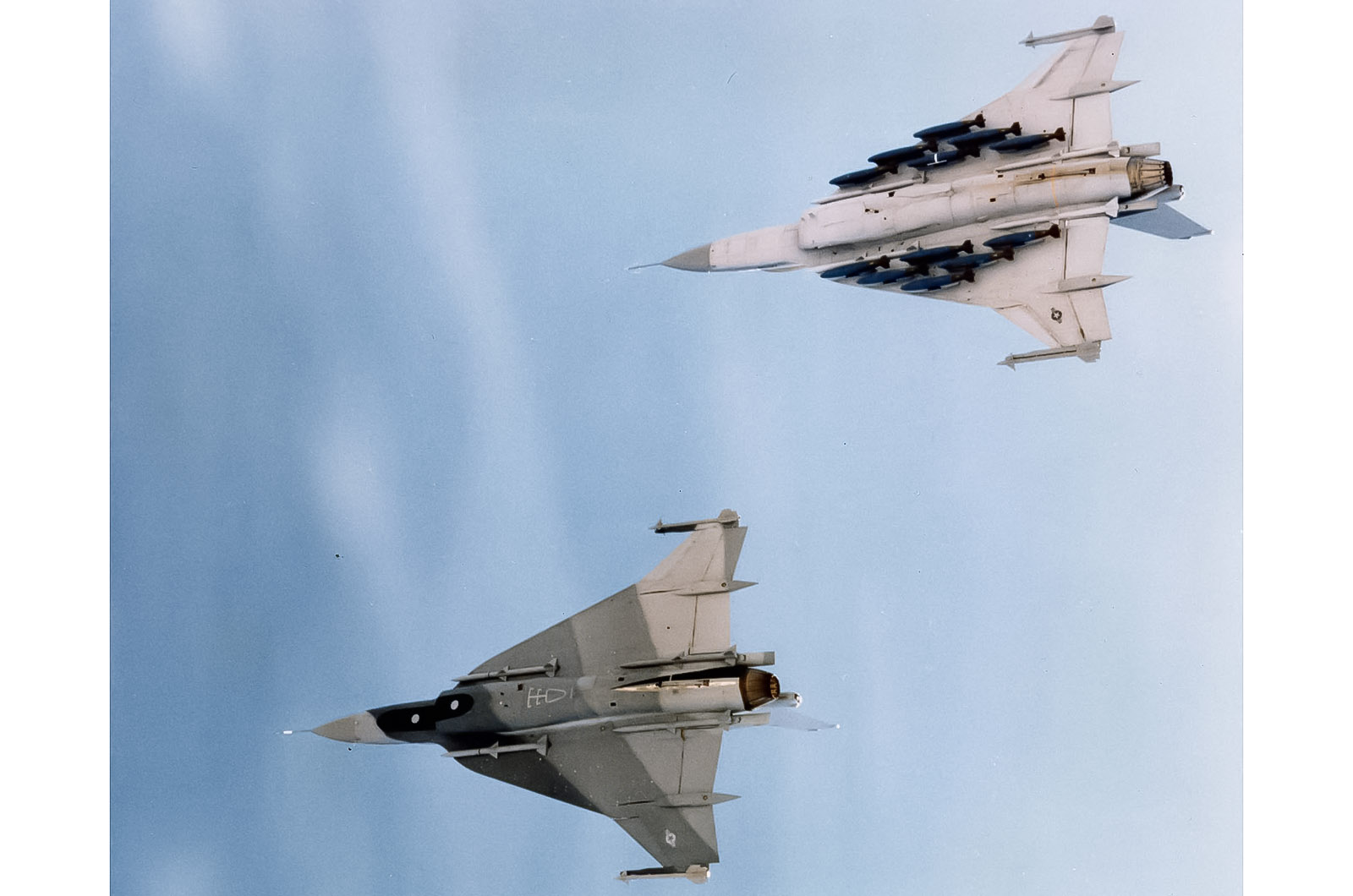  General Dynamics F-16XL