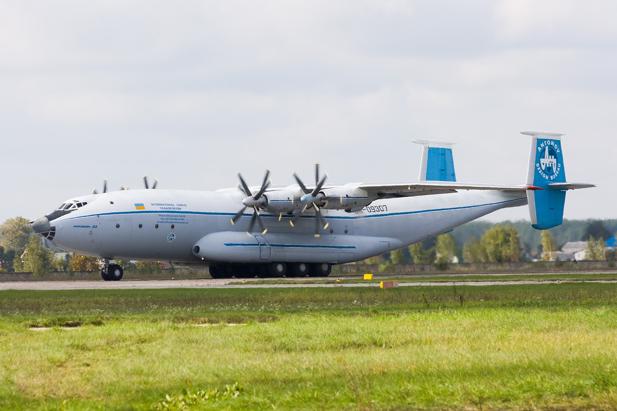  Antonov An-22 