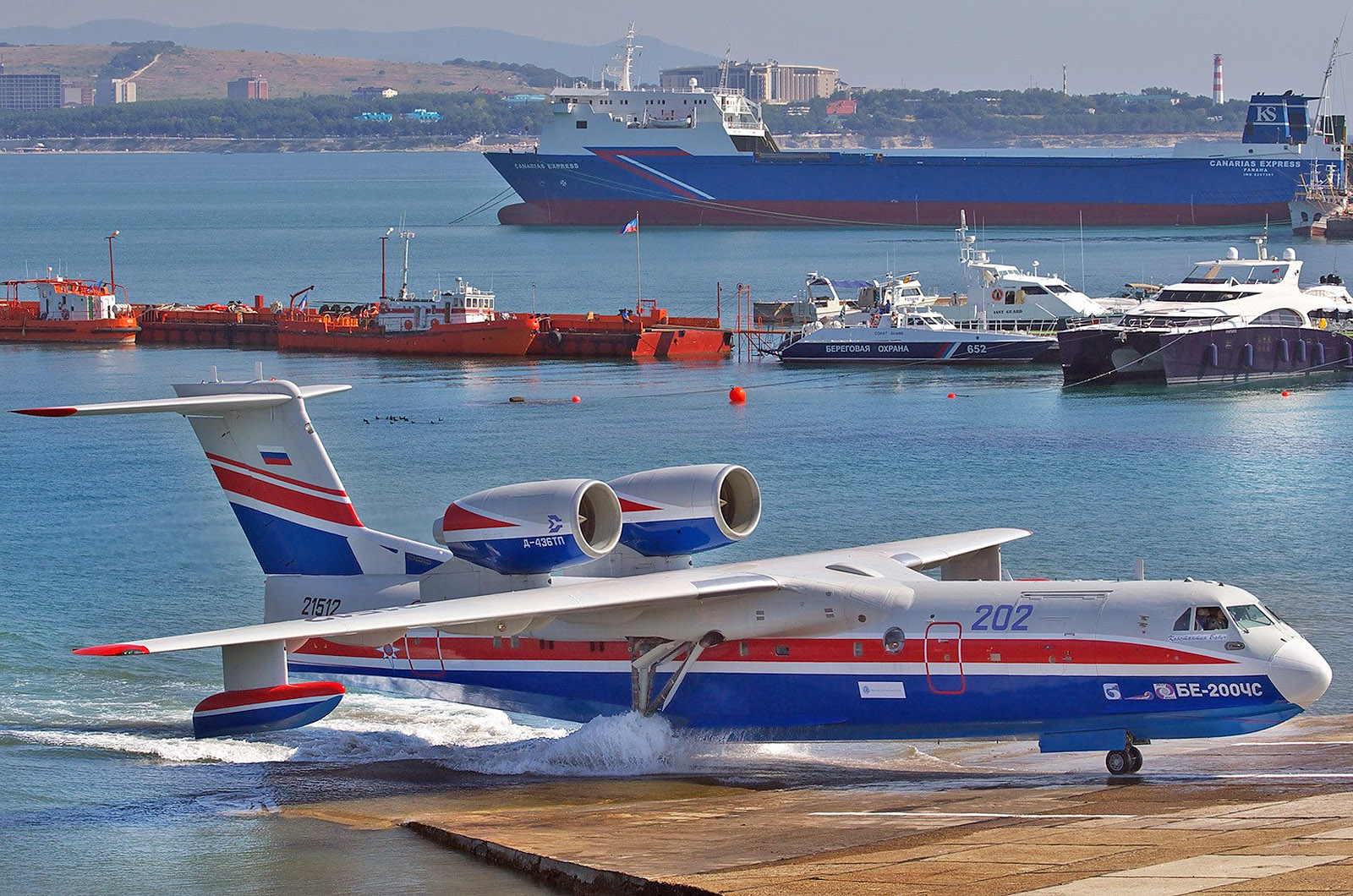 Beriev Be-200 - 692 km/h