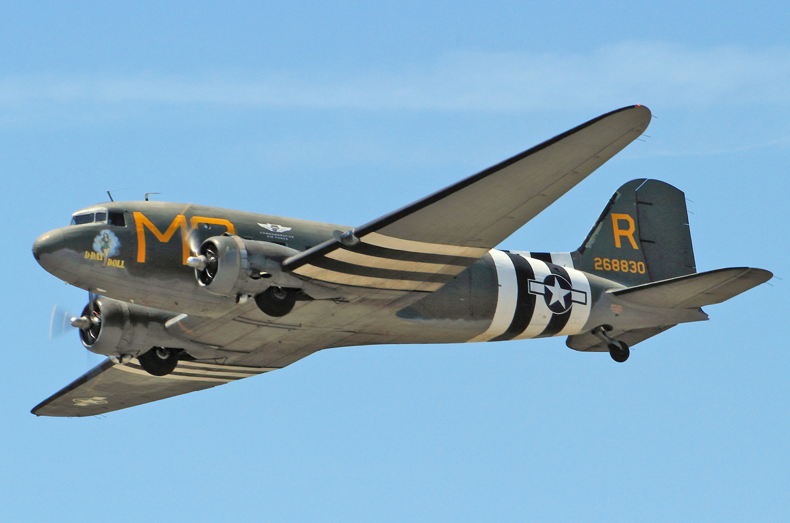  Douglas C-47/DC-3 (1935) 