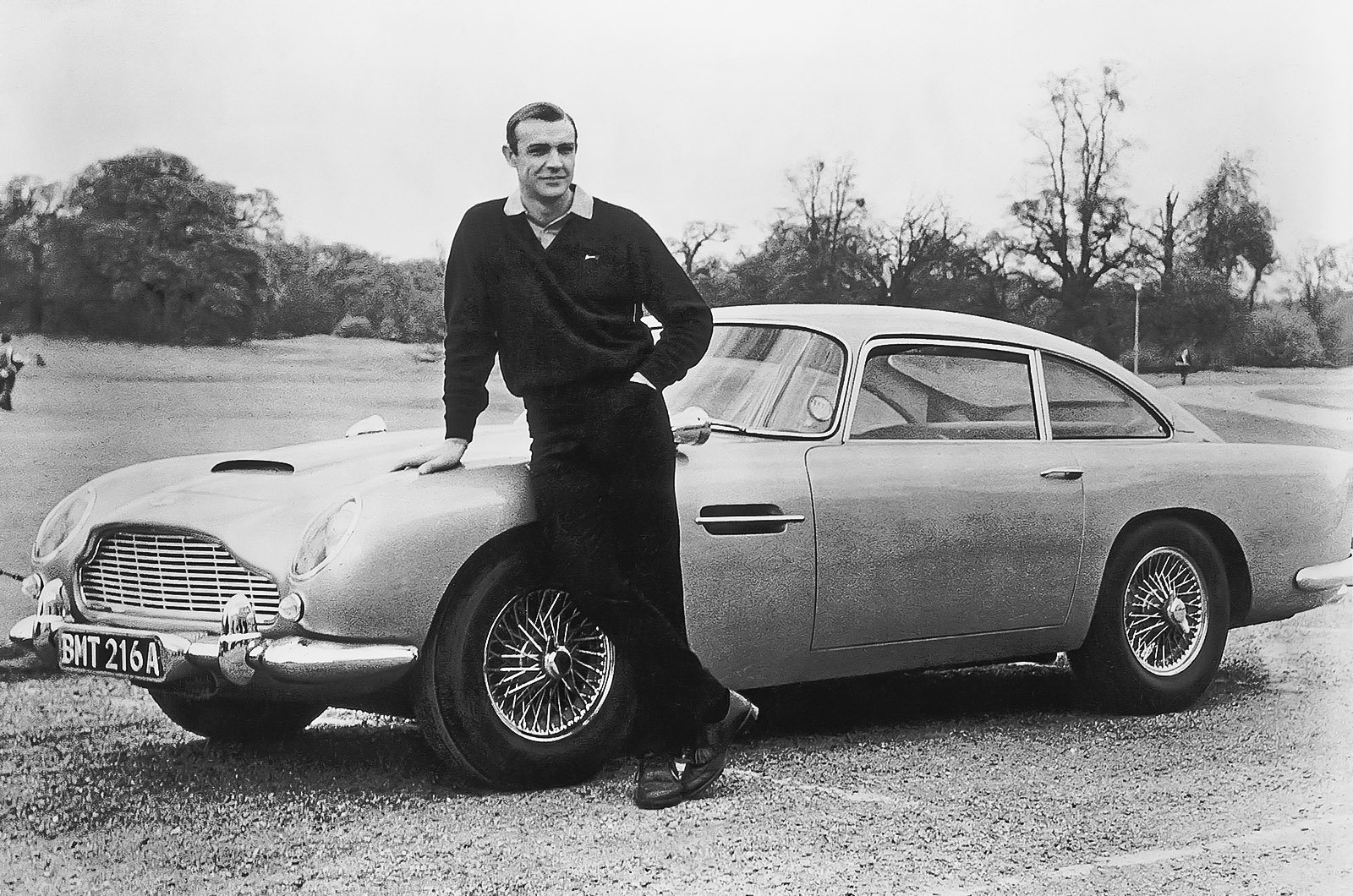 James Bond Goldfinger &ndash; Aston Martin DB5 &ndash; REAL
