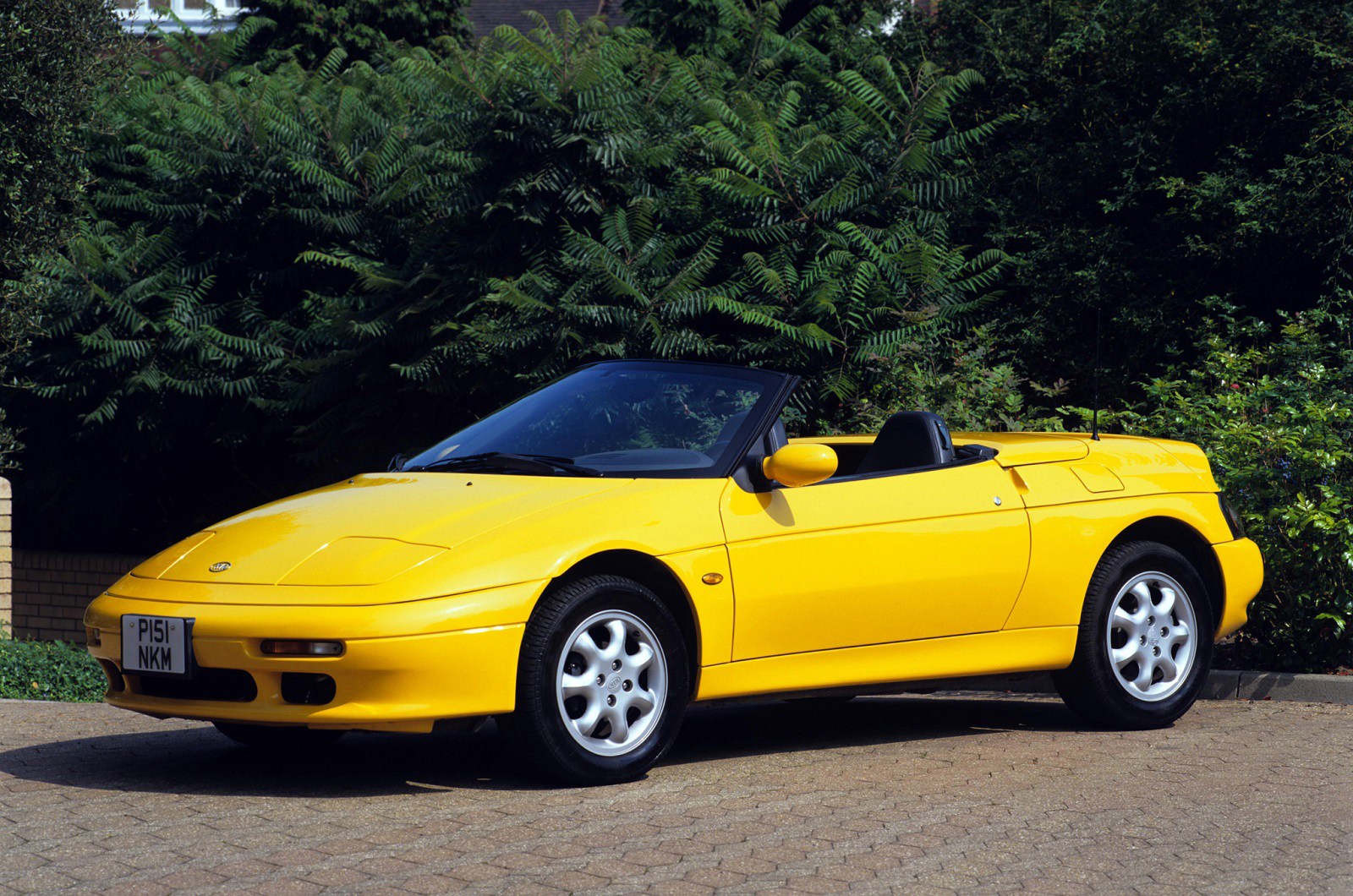 Kia Elan (1996)