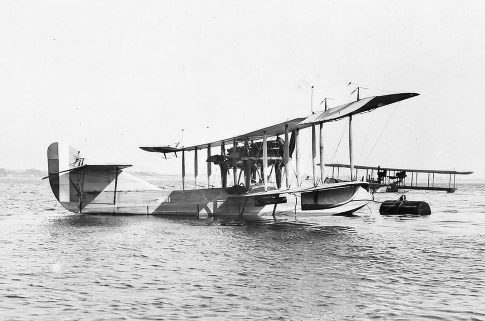  Curtiss H-12