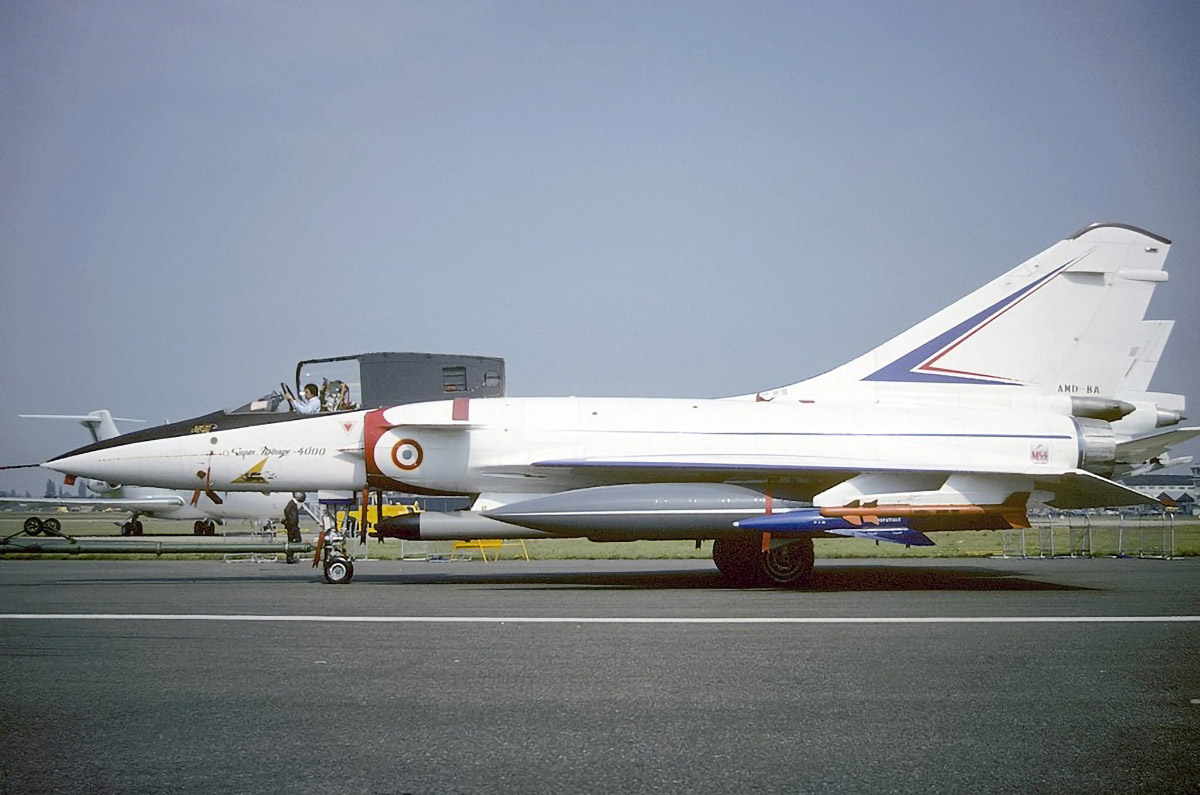  Dassault Mirage 4000