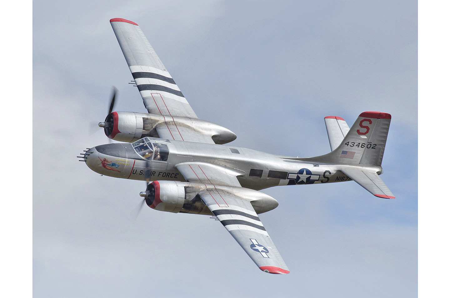 Douglas A-26 Invader – 578 km/h