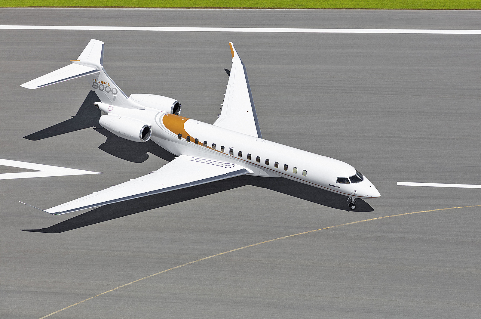  Bombardier Global 8000