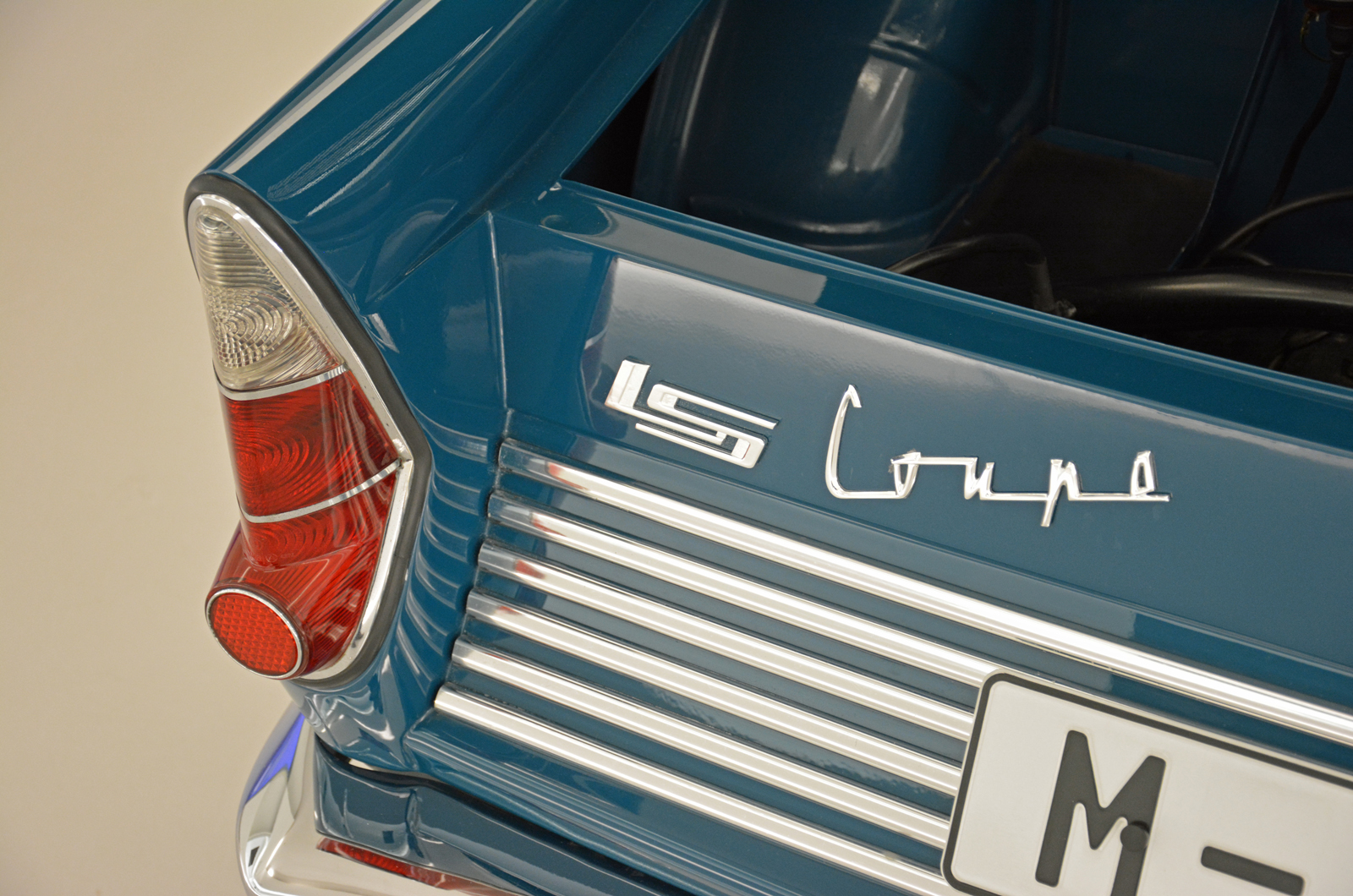 700 LS Coupe (1964)