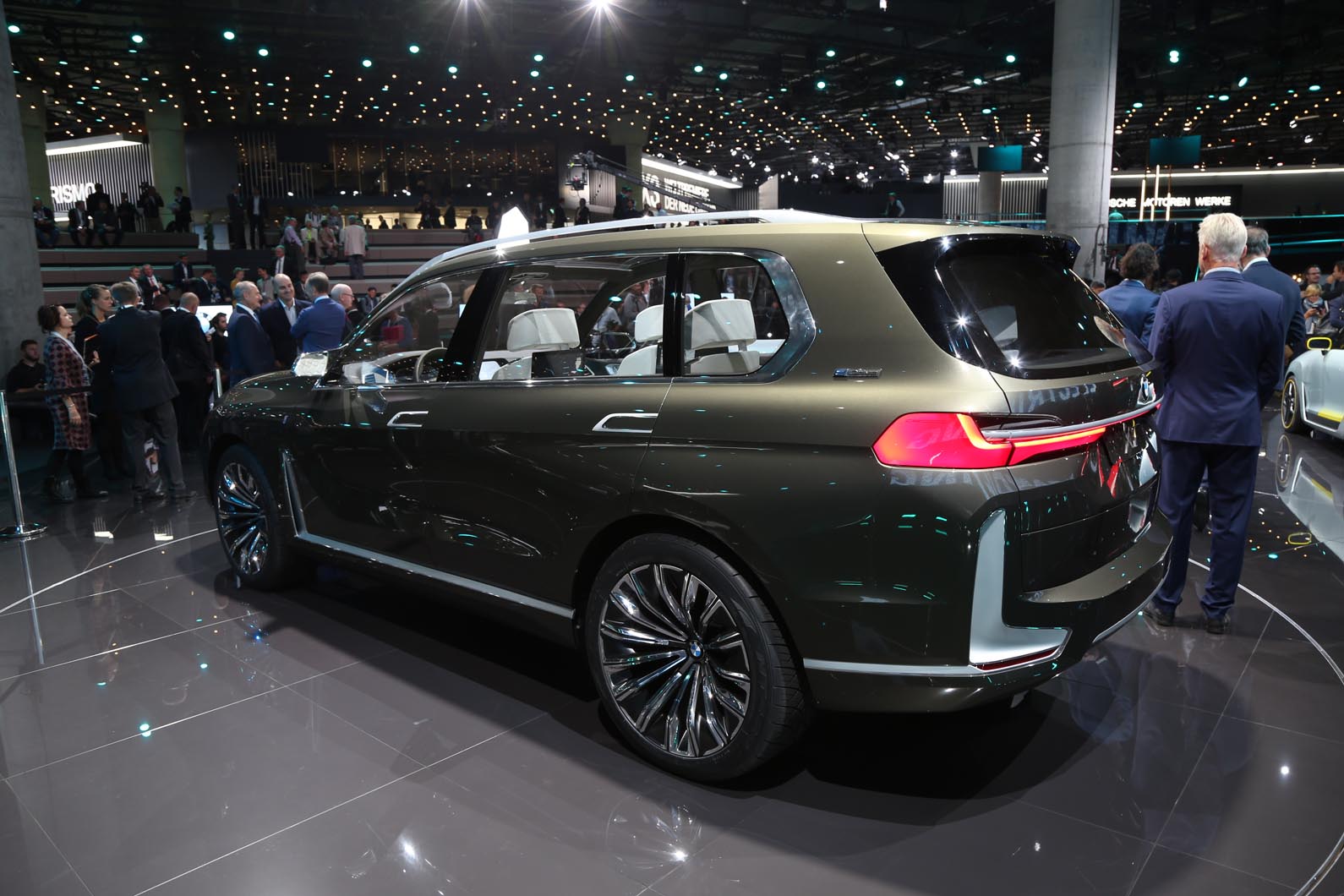 BMW Concept X7 iPerformance