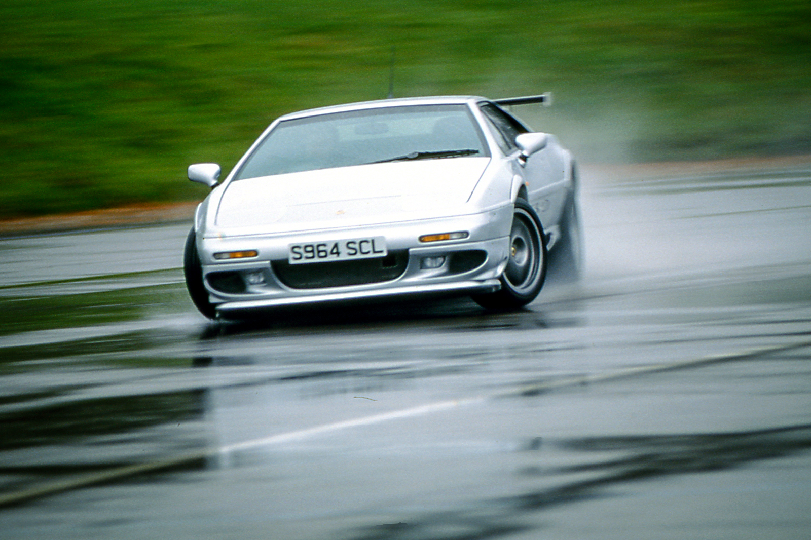  Lotus Esprit Sport 350 (1999-2001) &ndash; 48 sold