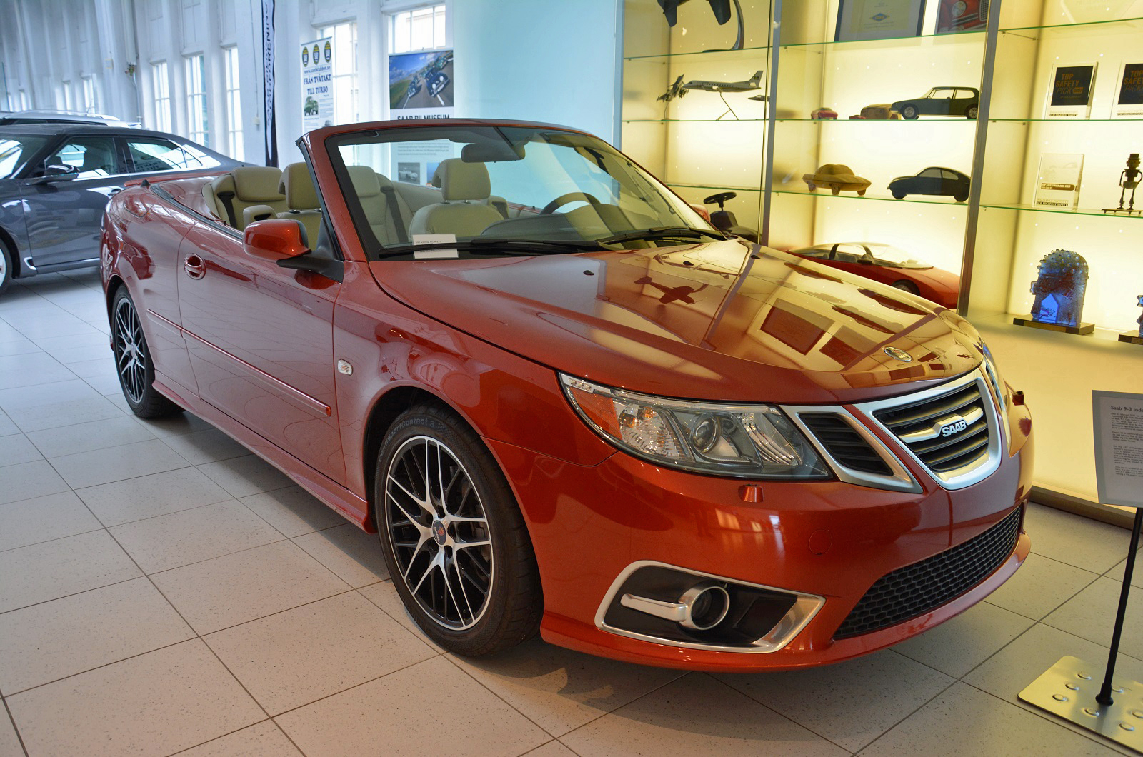9-3 Independence Edition (2011)