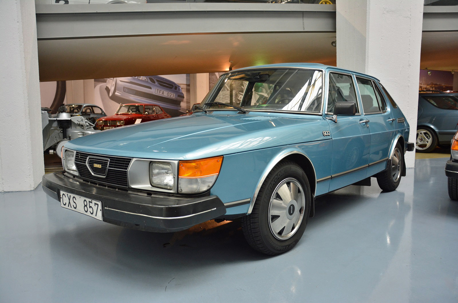 900 GLE (1979)