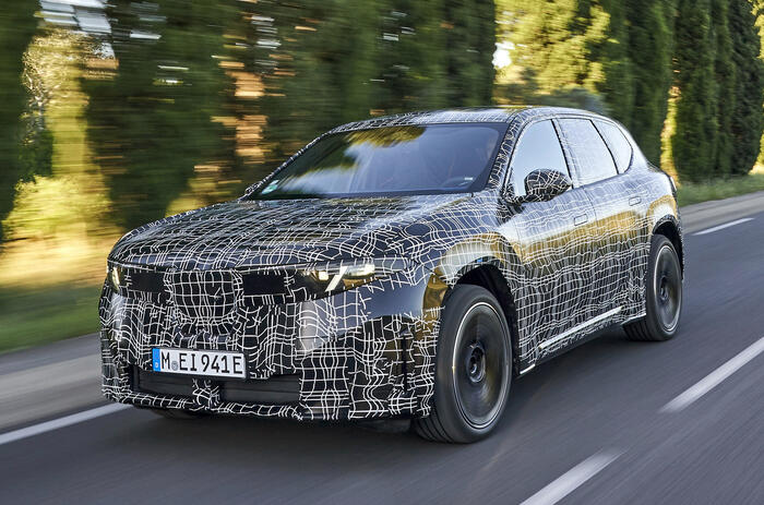 01 BMW iX3 Neue Klasse 2025 Autocar review lead driving
