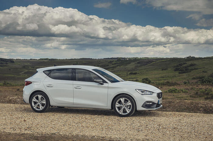 25 seat leon 2020 uk fd static front