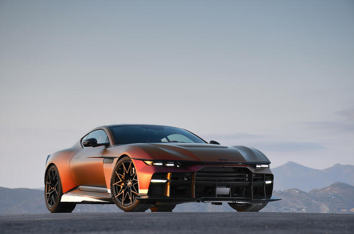 Aston Martin Valen 2026 jb20260703 2400