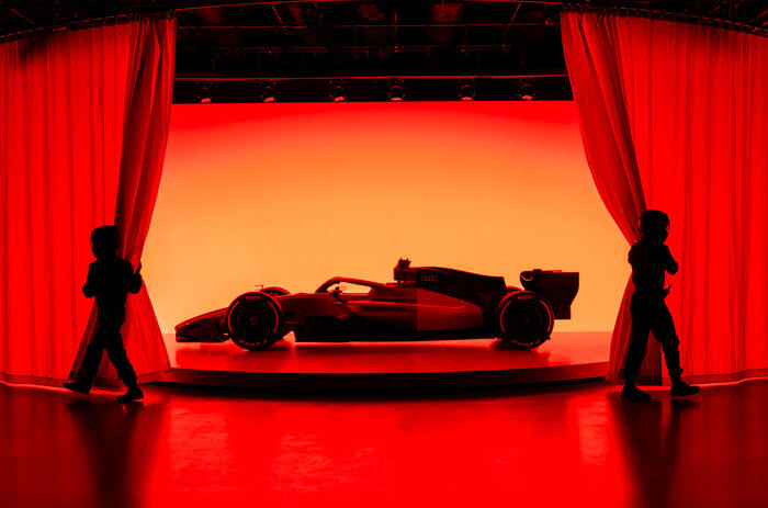 Audi R26 F1 reveal curtains being pulled