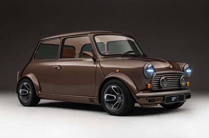 Callum WP Mini front quarter static