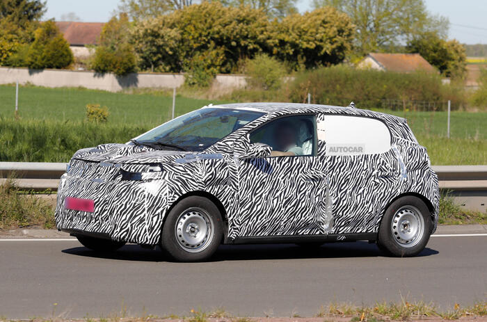 Dacia city EV camo 1