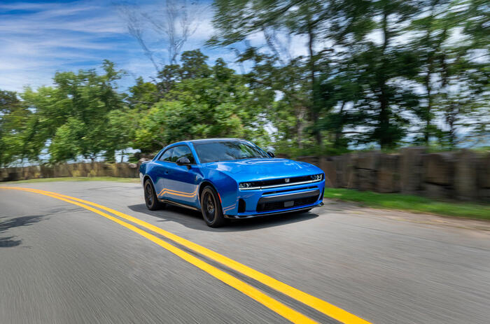 Dodge Charger 2026 018