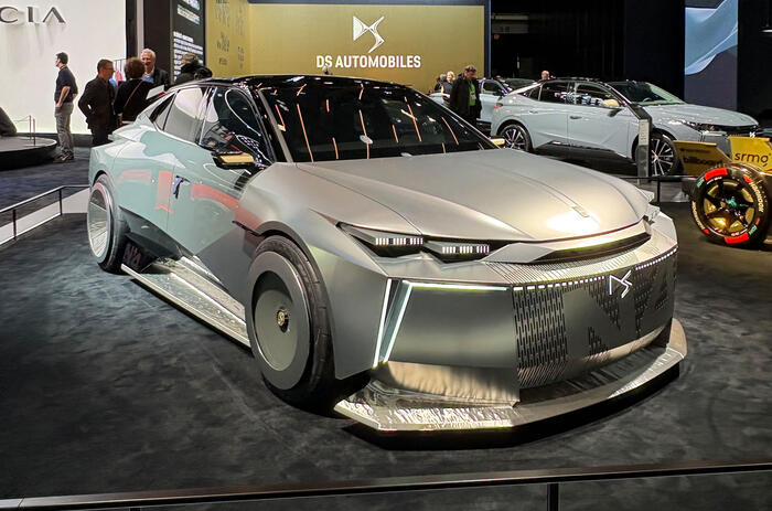 DS No4 Taylor Made Brussels show 1