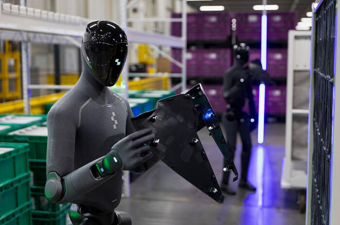 Figure 03 Robot
