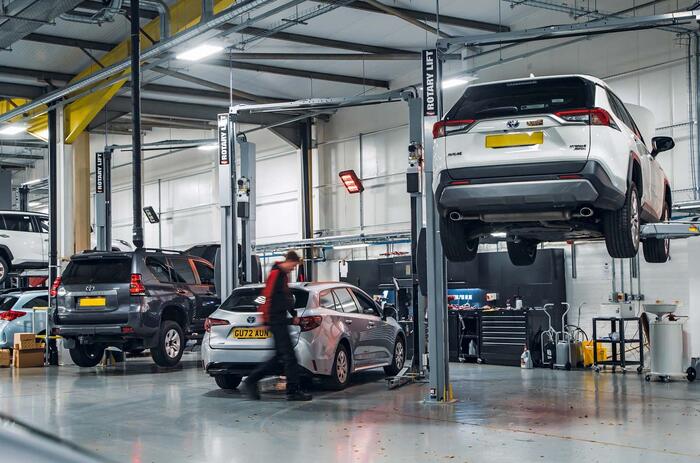 lead op 3toyota service 5