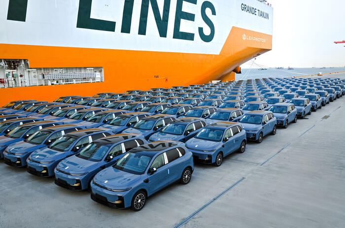 leapmotor b10 reaching europe on grimaldi vessel