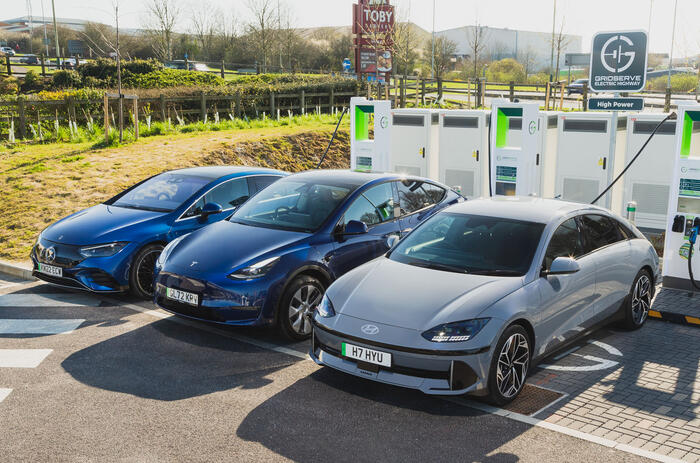 Mercedes EQE Tesla Model Y Hyundai Ioniq 6 charging