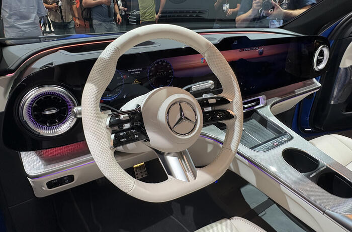 Mercedes GLC interior