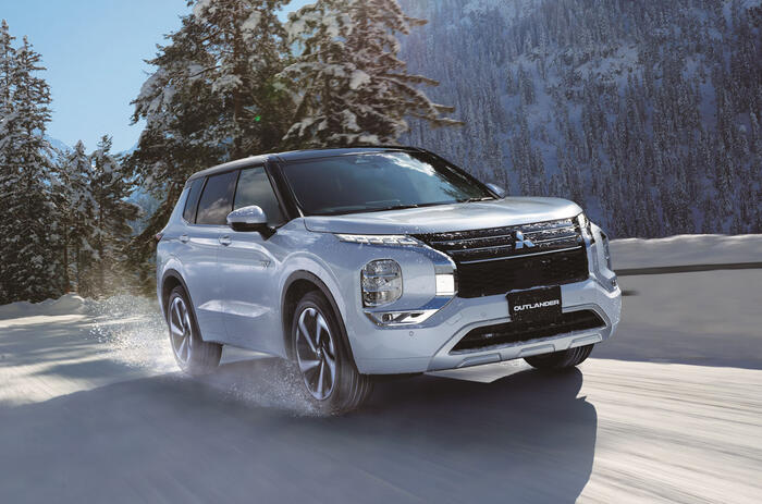Mitsubishi Outlander PHEV front quarter tracking